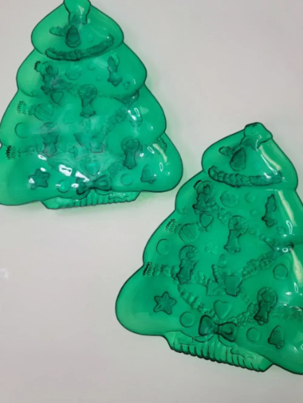 Vintage Christmas Tree Plastic Serving Dishes for Sale 2x
